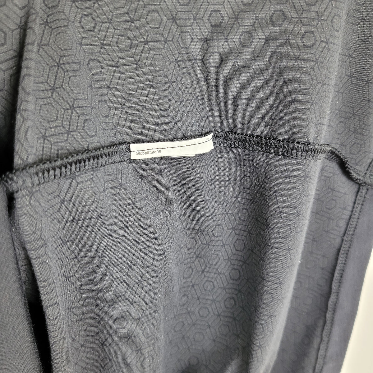 Charcoal 3/4 Sleeve Performance Top - Under Armour (L - Mens)