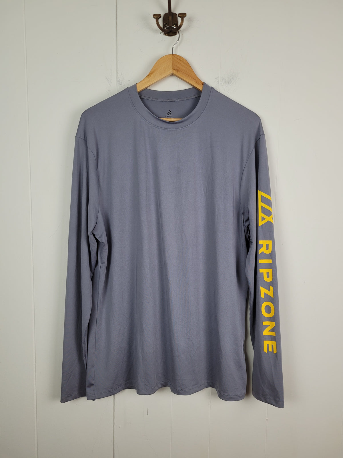 Ripzone XL Quicksilver Long Sleeve Swim Shirt Rash Guard