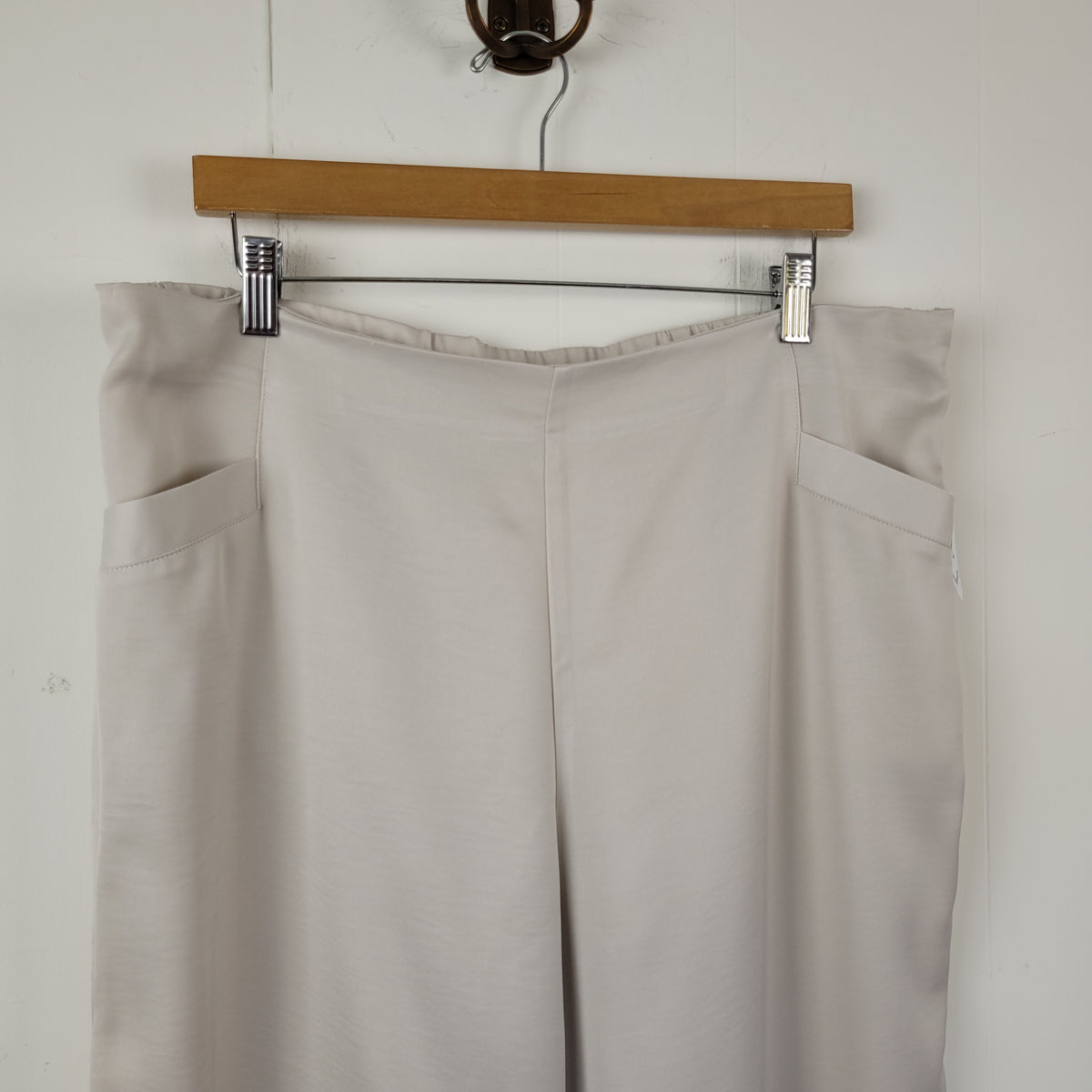 Cream Satin Wide Leg Dress Pants - Cleo (L)
