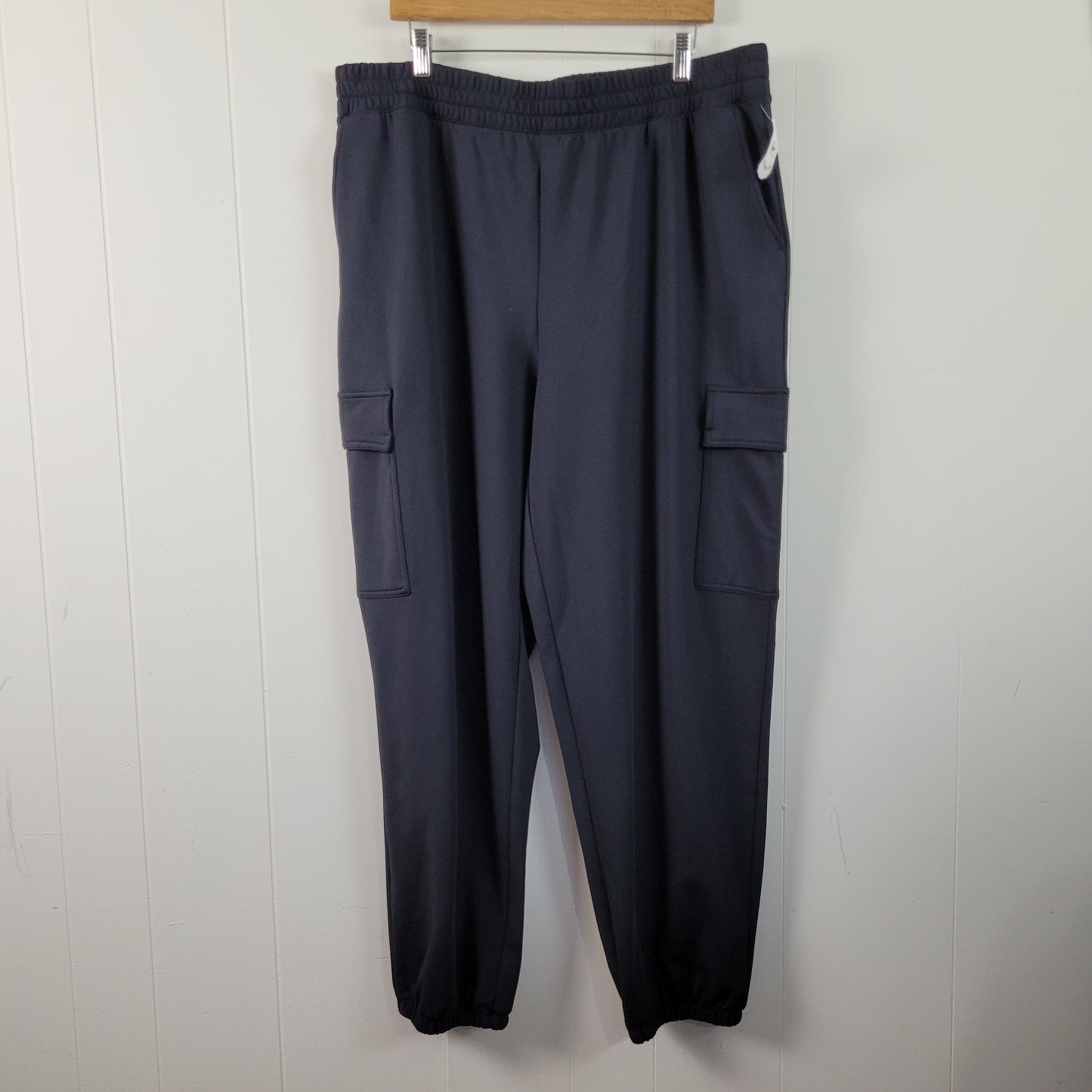 Black Cargo Active Jogger Pants - Active Zone (1X)