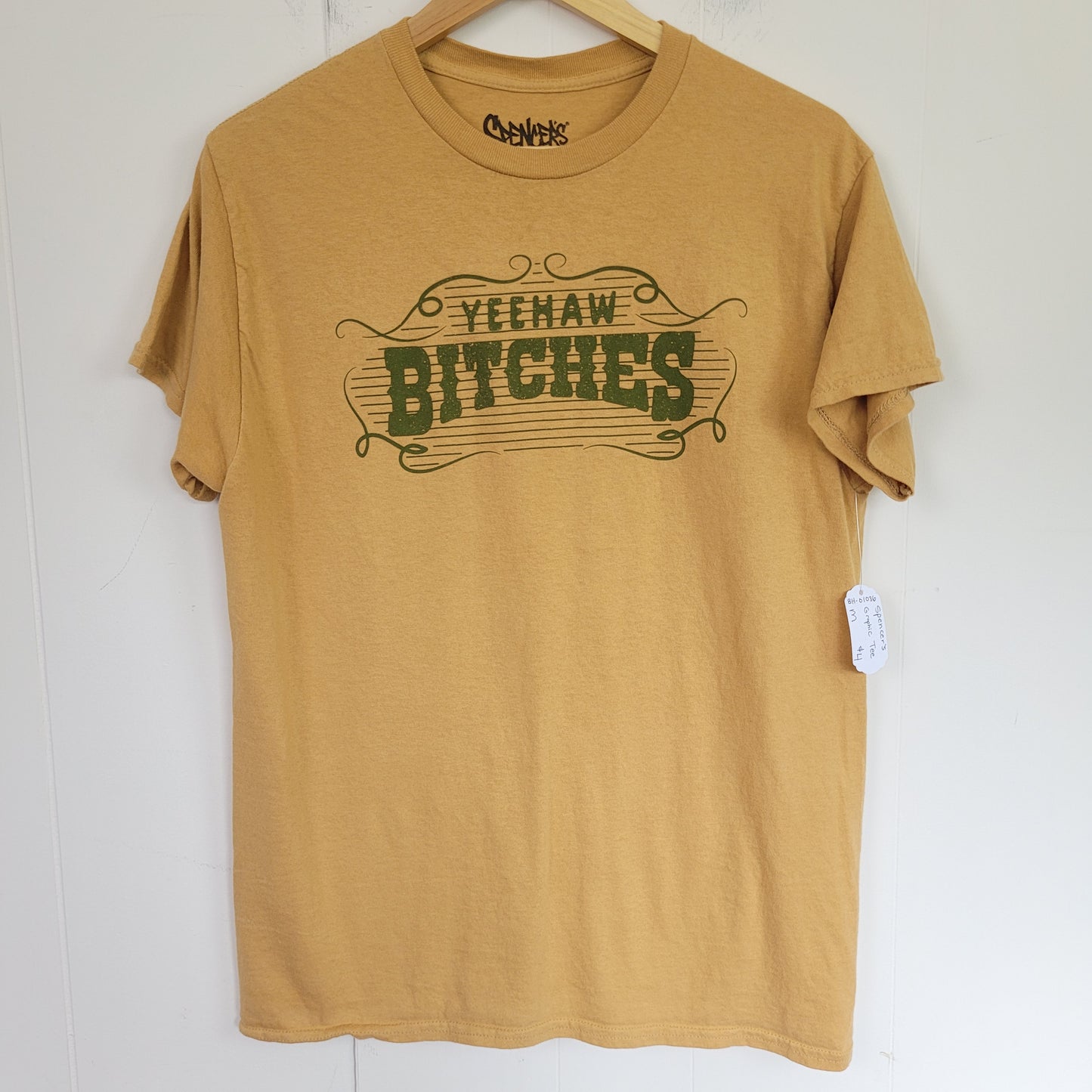 Yeehaw Bitches Graphic T-Shirt - Spencer's (Medium)