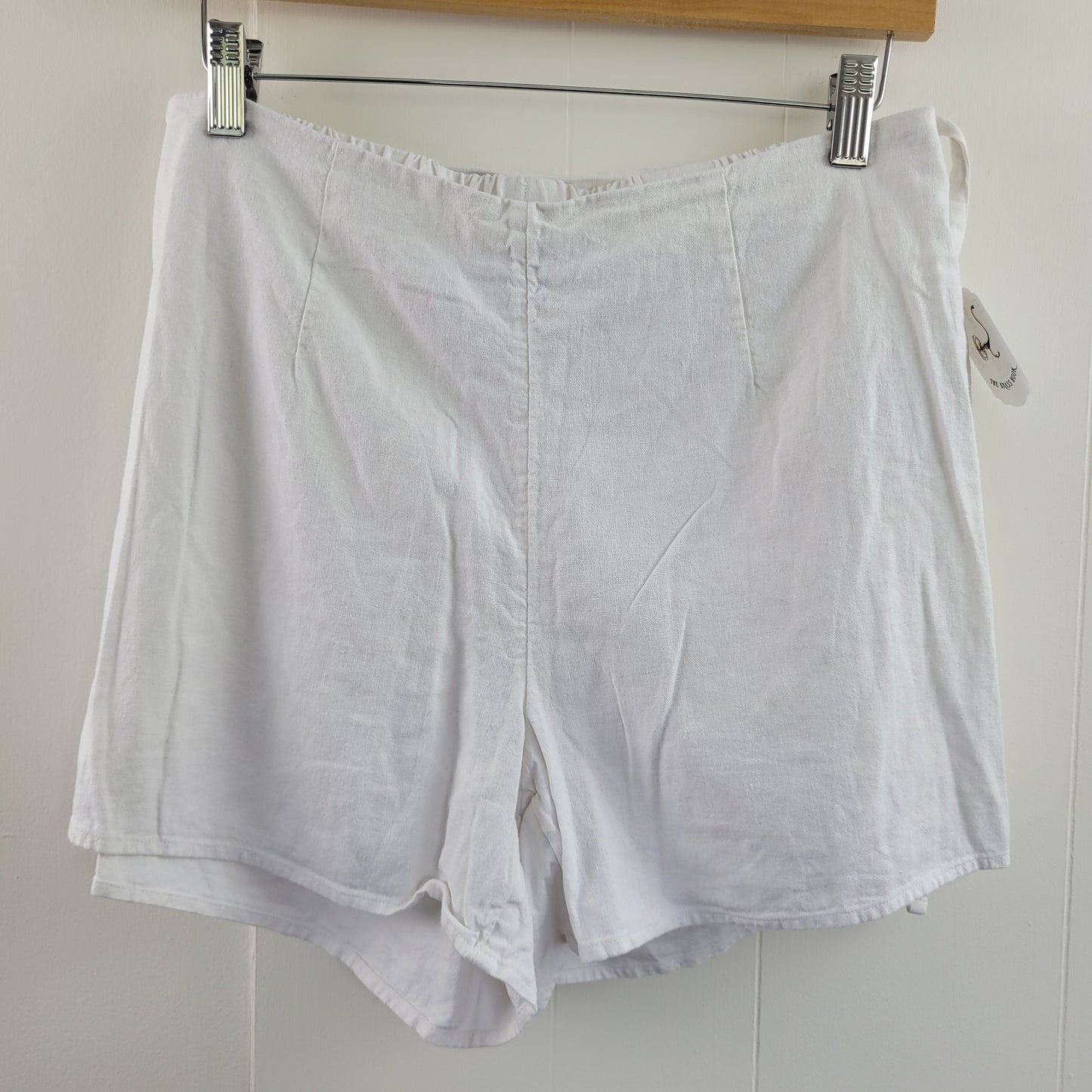 White Linen Blend Wrap Skort - Old Navy (M)