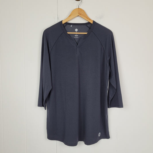 Charcoal 3/4 Sleeve Performance Top - Under Armour (L - Mens)