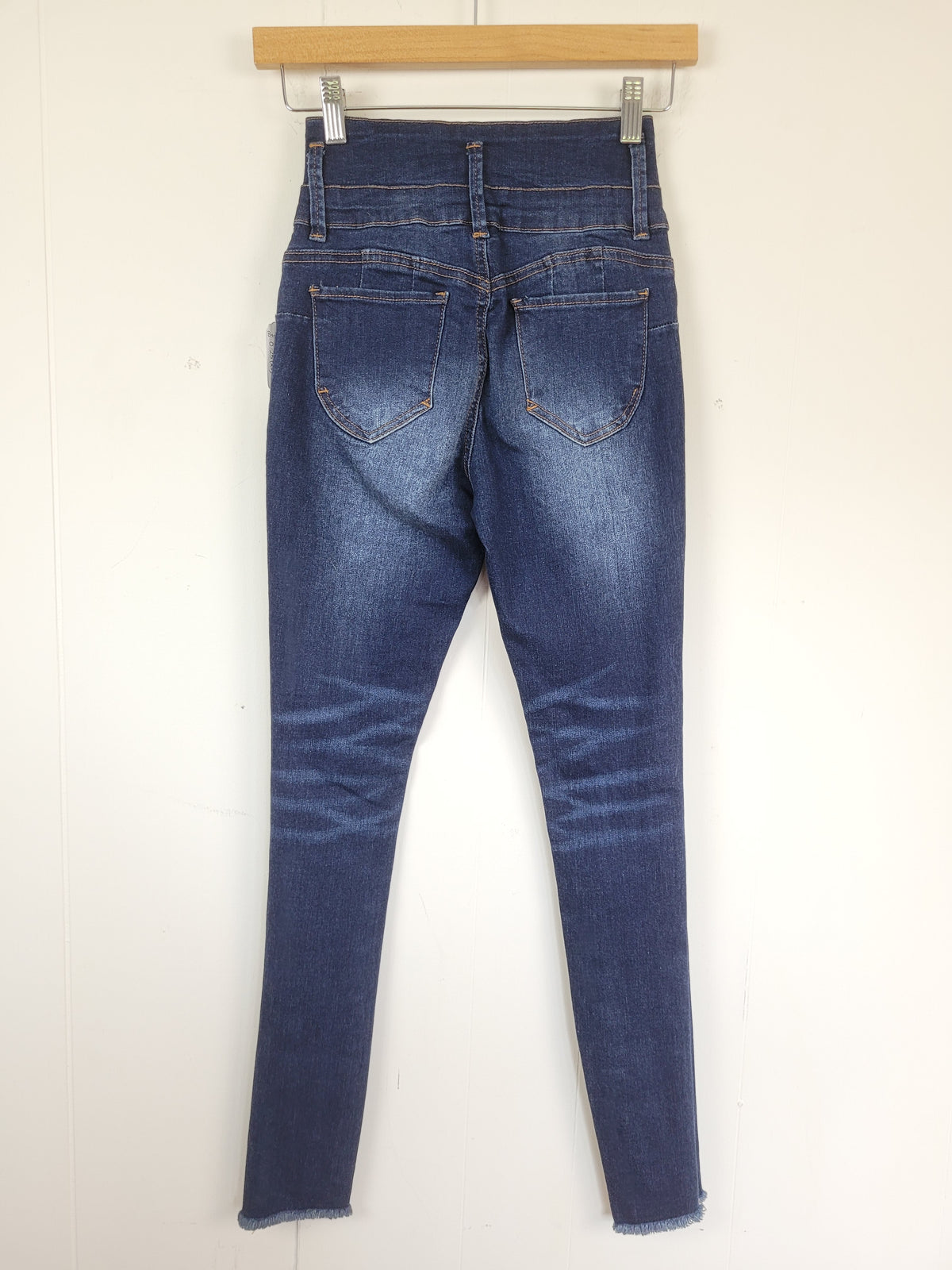 Refuge Ibiza Size 0 Ultra High Rise Push-Up Distressed Skinny Jeans