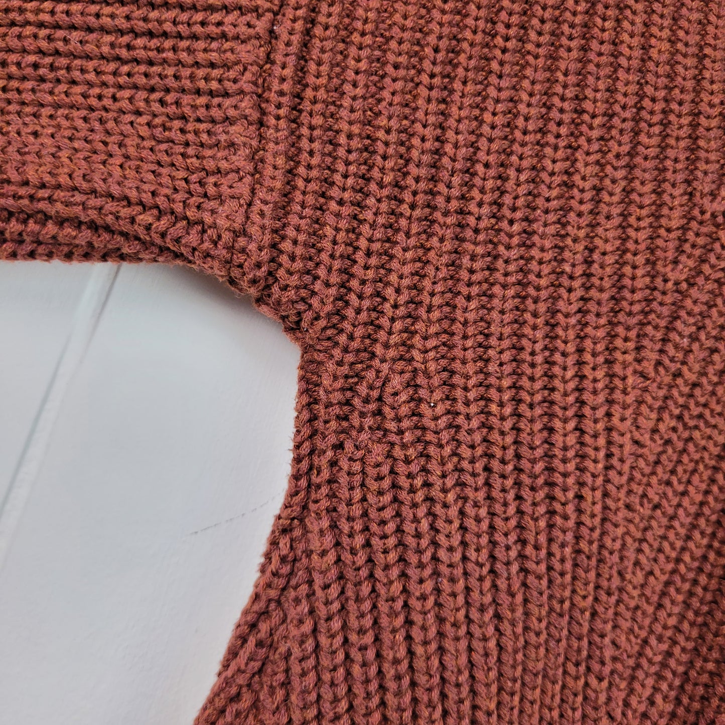 Rust Brown Chunky Knit Sweater - 525 (Size M)