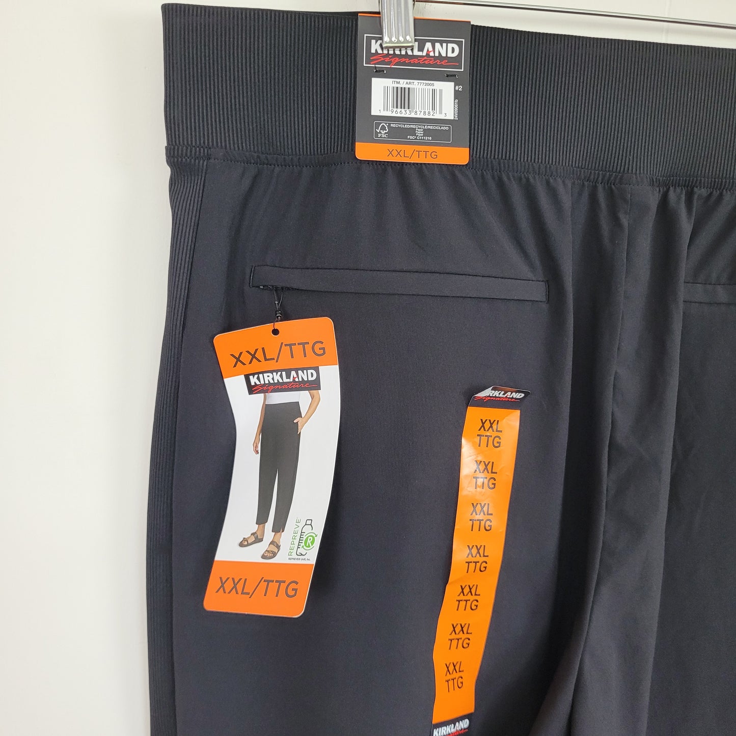 Black Women's Ankle Pants - Kirkland Signature (XXL - NWT)