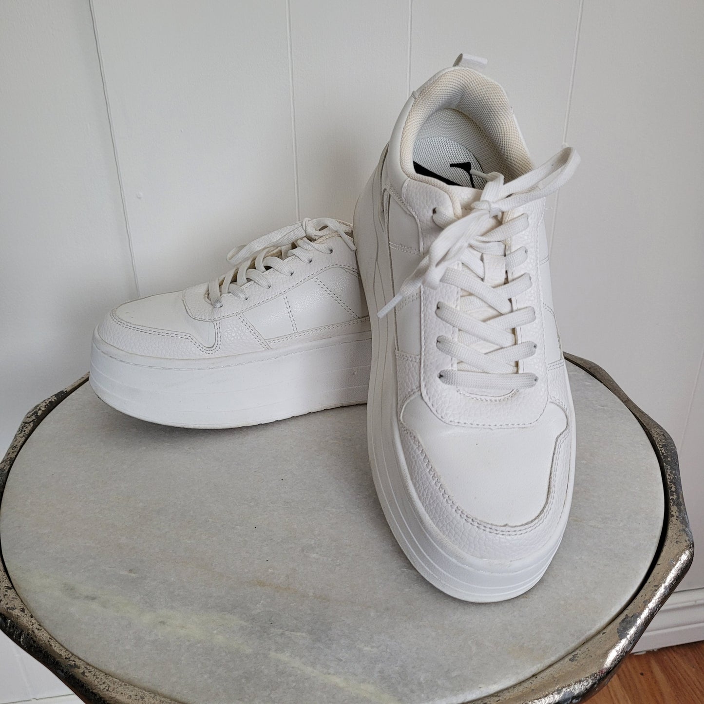 White Platform Sneakers - Zara (Size 8)