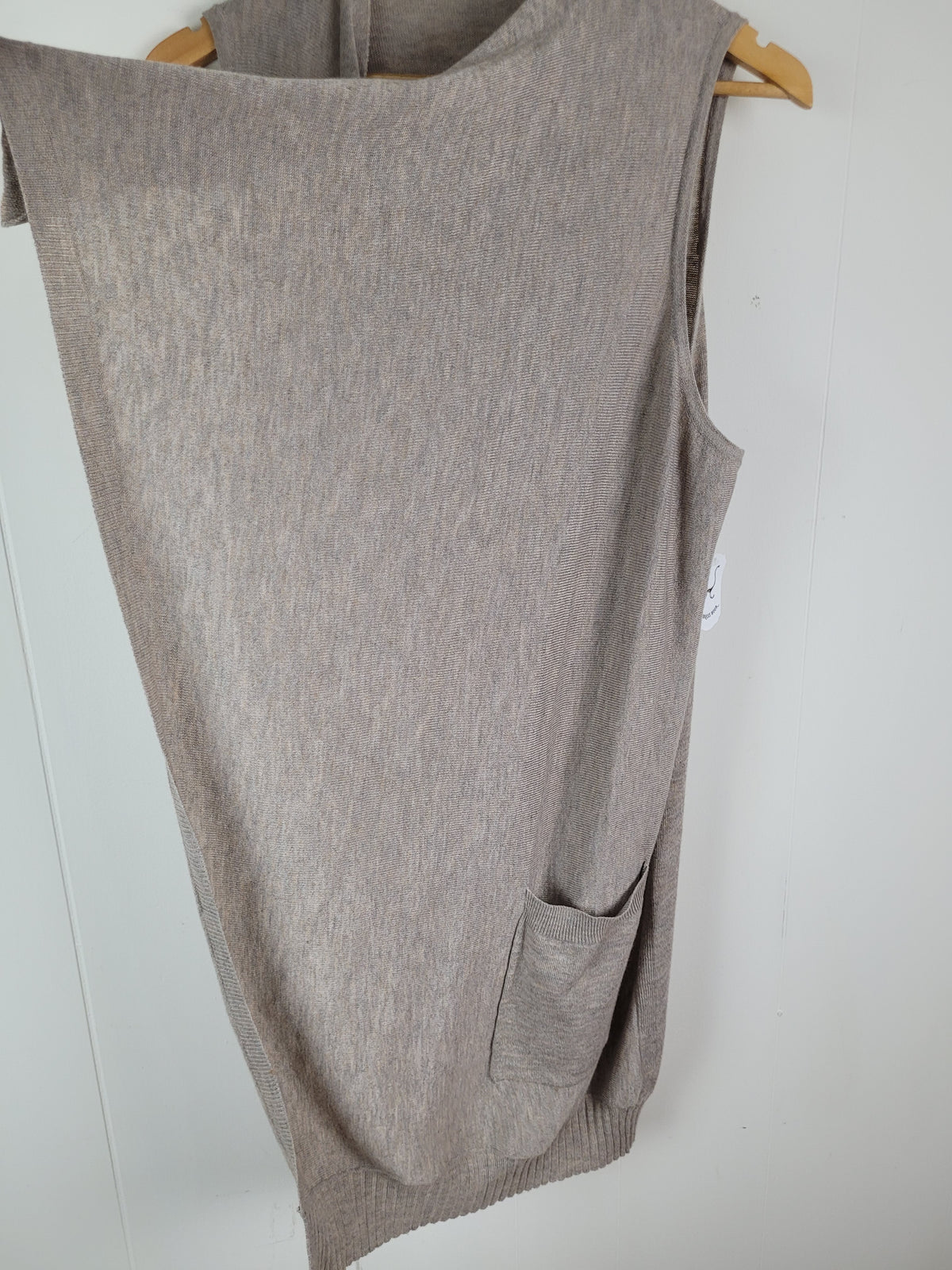 Dynamite M/L Taupe Longline Open Front Knit Vest