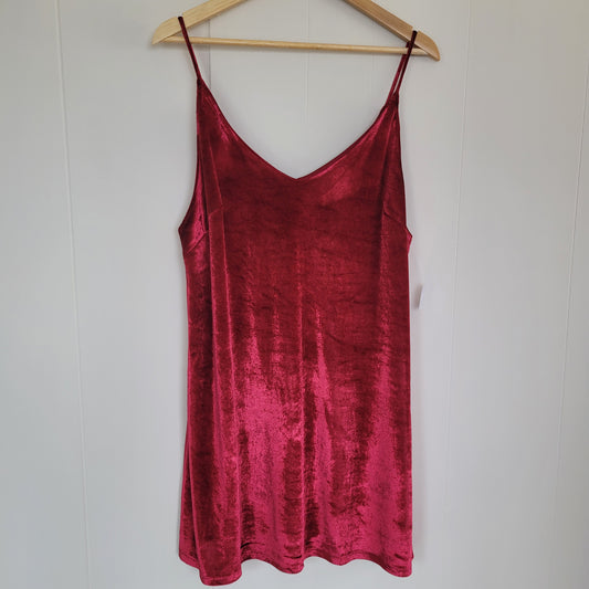 Red Velvet Slip Dress –  Kalani Hilliker for Alyce Paris (Size XL)