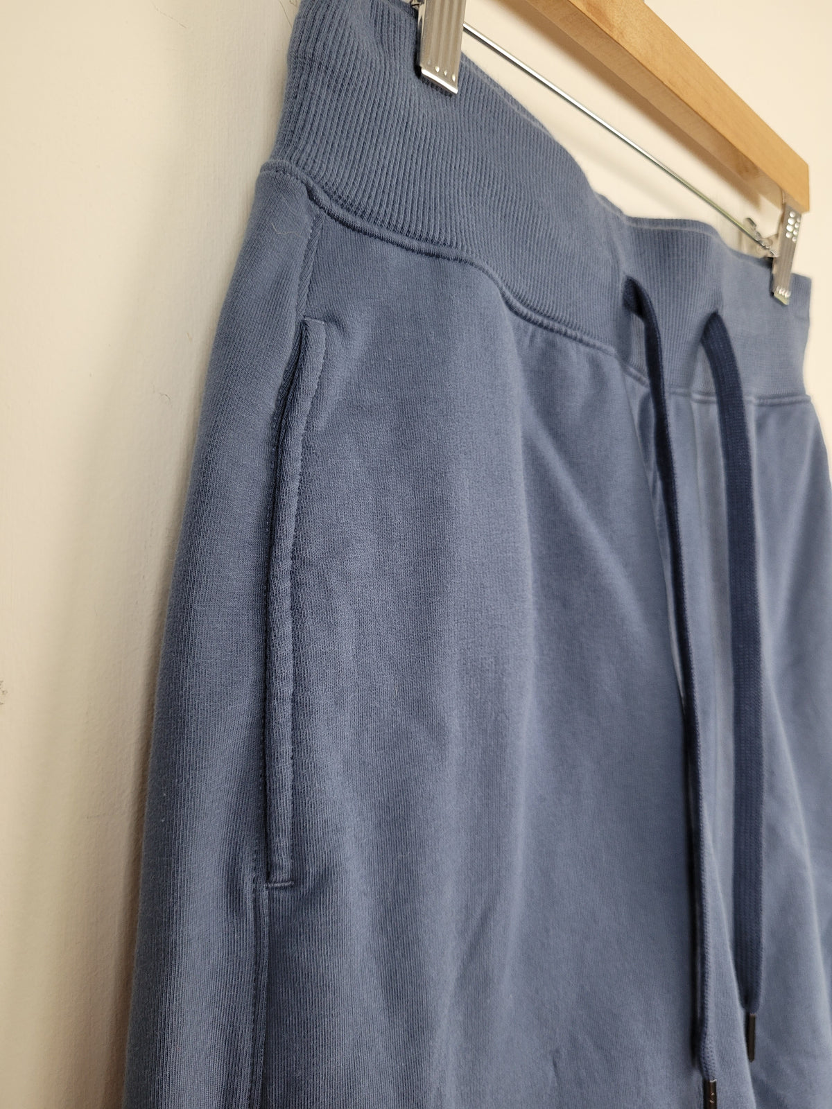 Cloudveil Small Blue Drawstring Casual Shorts