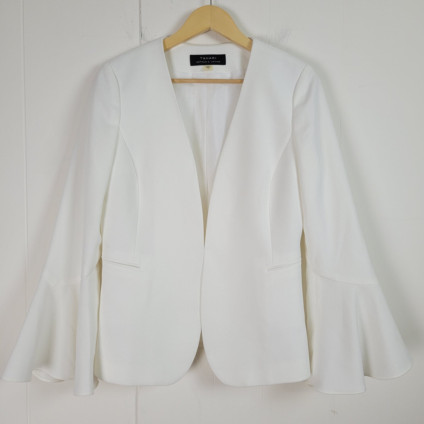 White Bell Sleeve Open Front Blazer - Tahari Arthur S. Levine (Size 6)