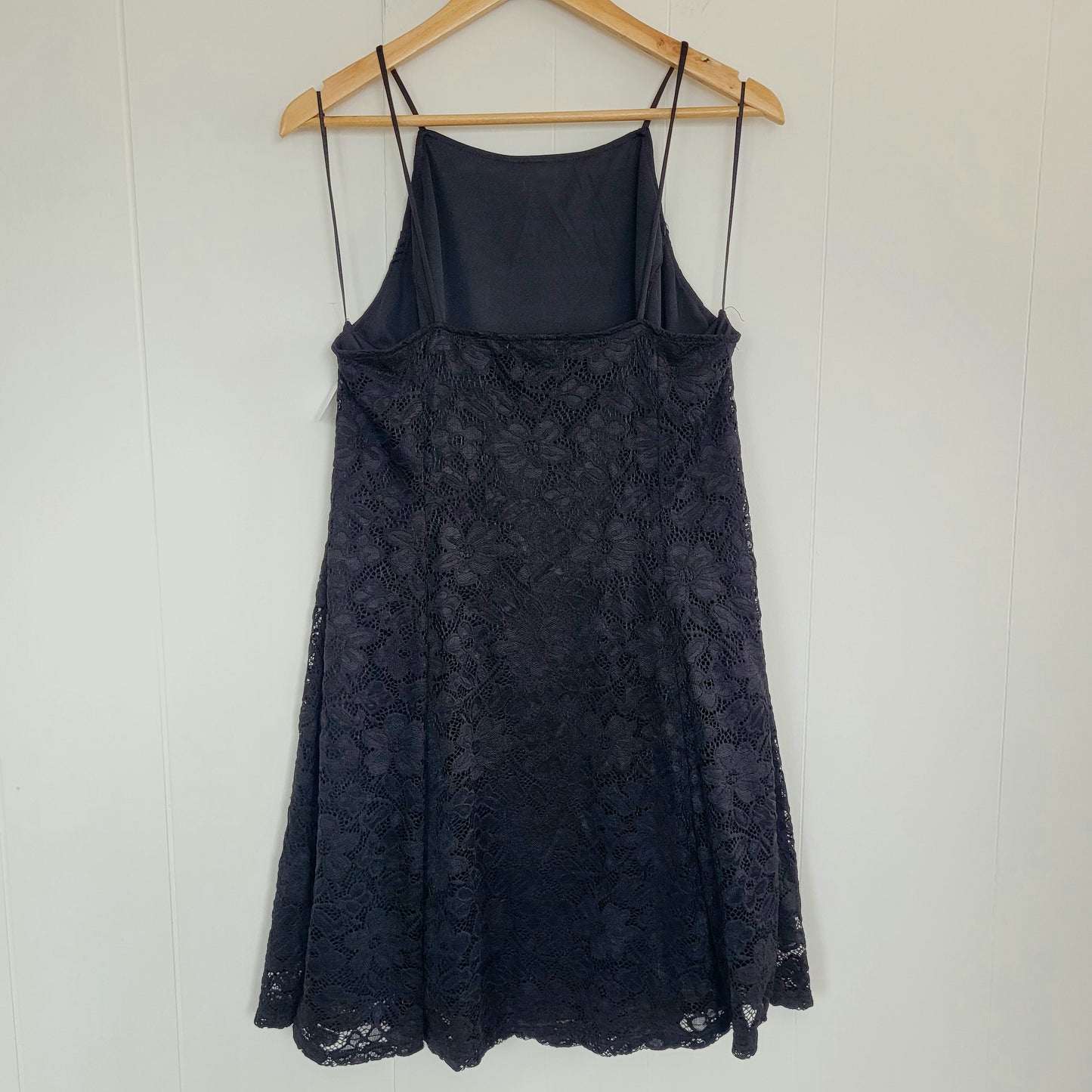Black Lace Slip Dress – Suzy Shier (Size XL)