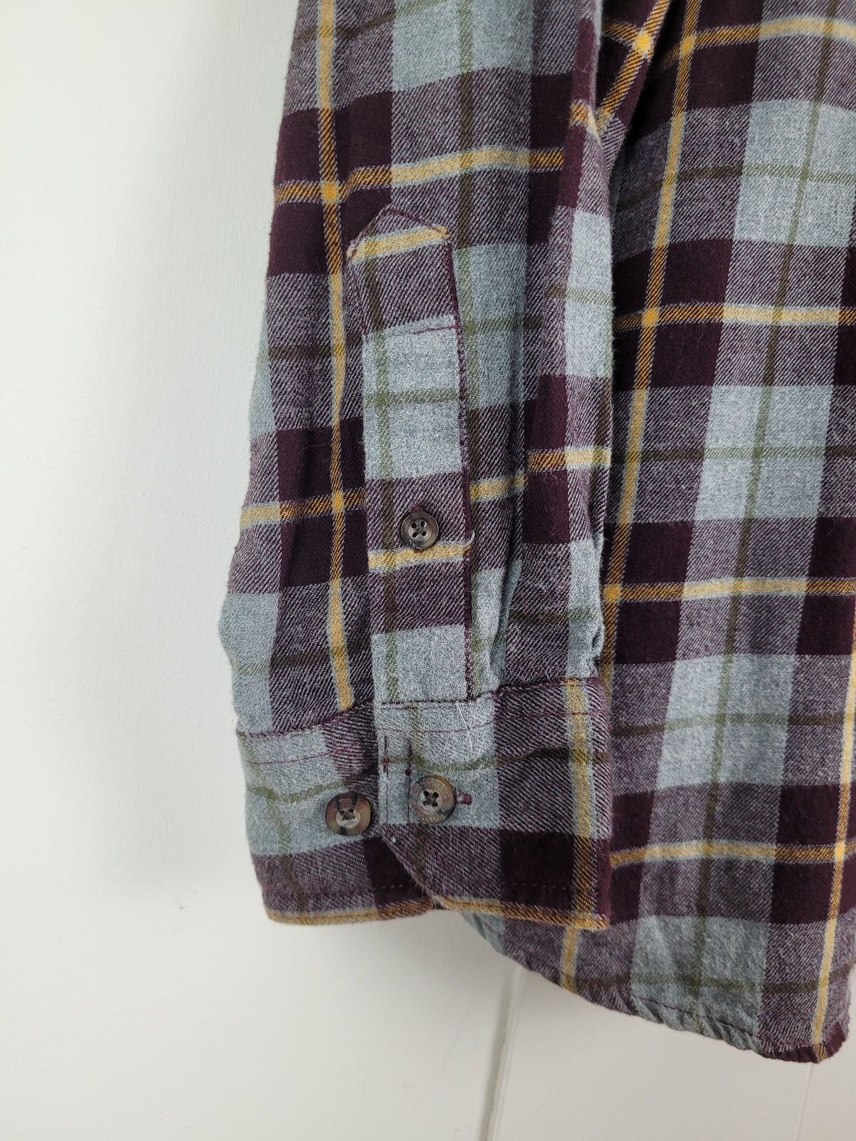 Outdoor Life Medium Plaid Cotton Flannel Button-Up Shirt