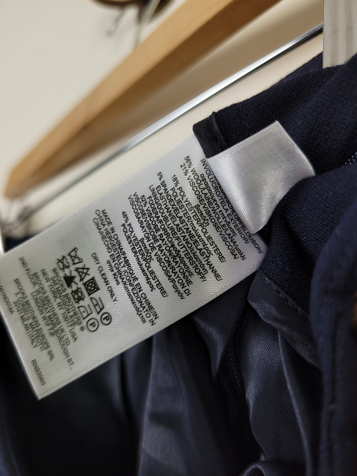 Brooks Brothers Size 8 Navy Pleated A-Line Skirt