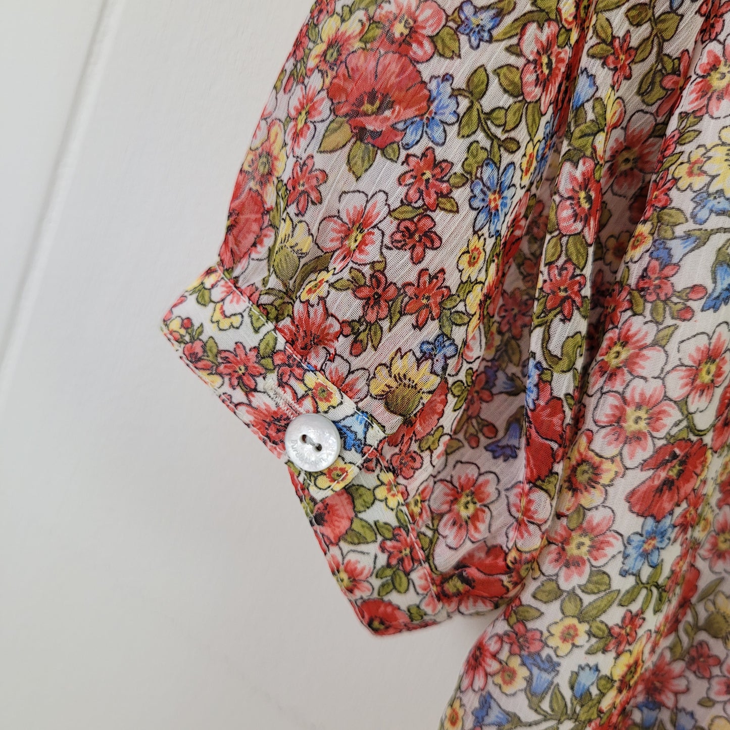 Floral Pintuck Button-Up Blouse - Burda Moon (Medium)