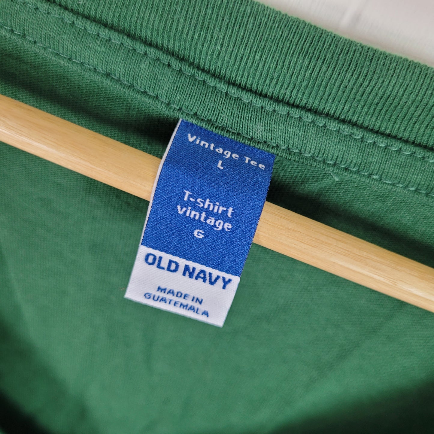 Field Green Vintage V-Neck T-Shirt - Old Navy (Large)