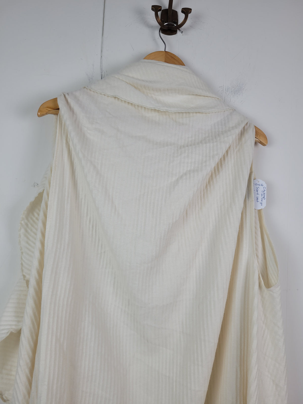 City Wrap O/S Ivory Ribbed Waterfall Scarf Vest