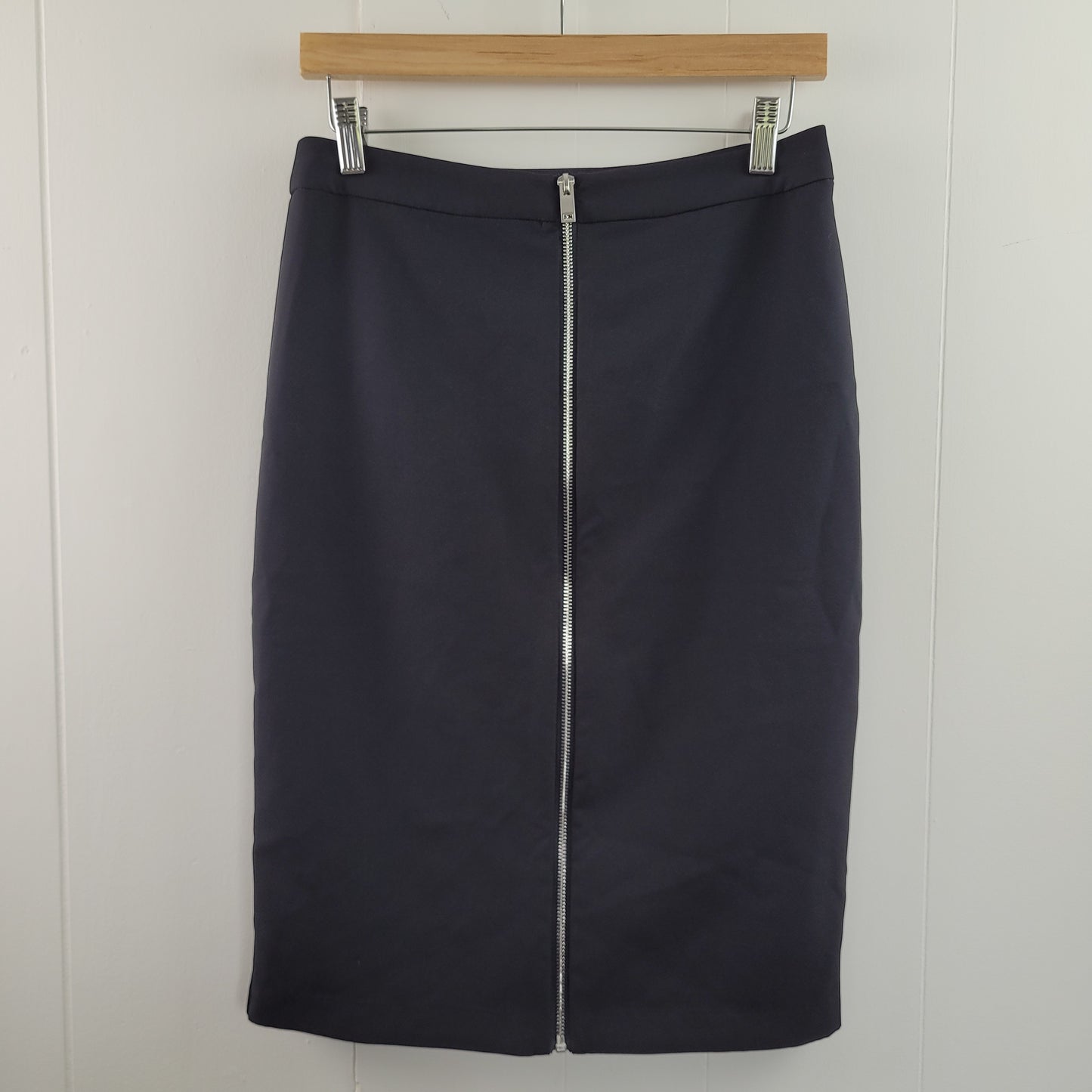 Black Midi Pencil Skirt - Forever 21 (Medium)