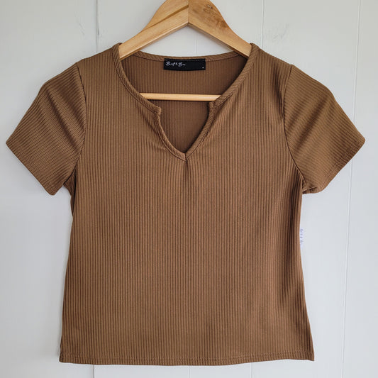 Brown Ribbed Short Sleeve Top V-Neck - Brit & Bri (Medium)