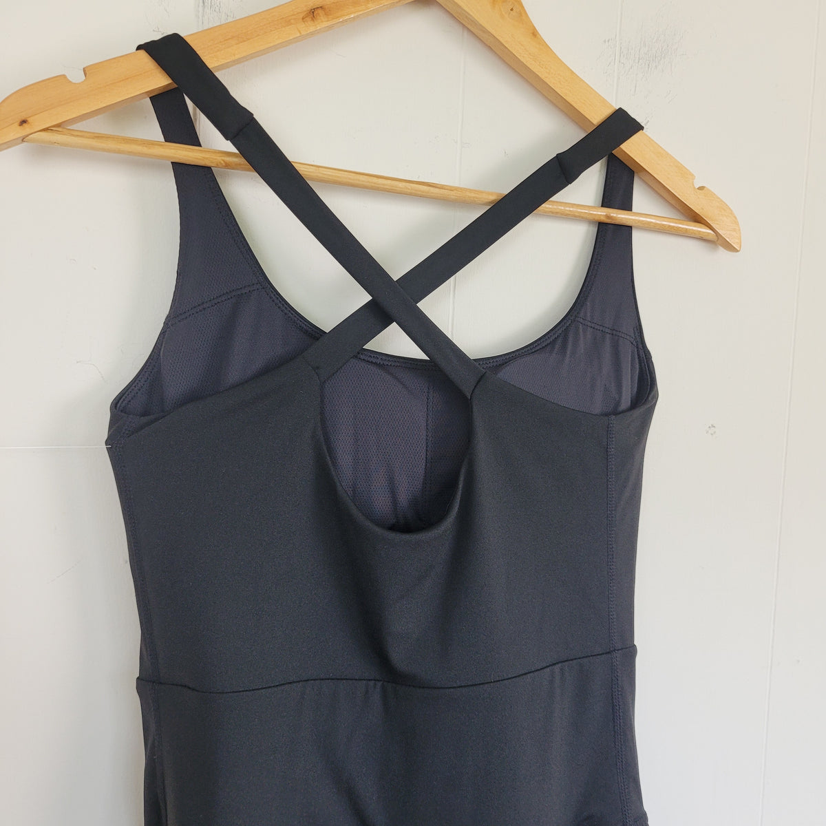 Black Cutout Athletic Romper - Unbranded (S)