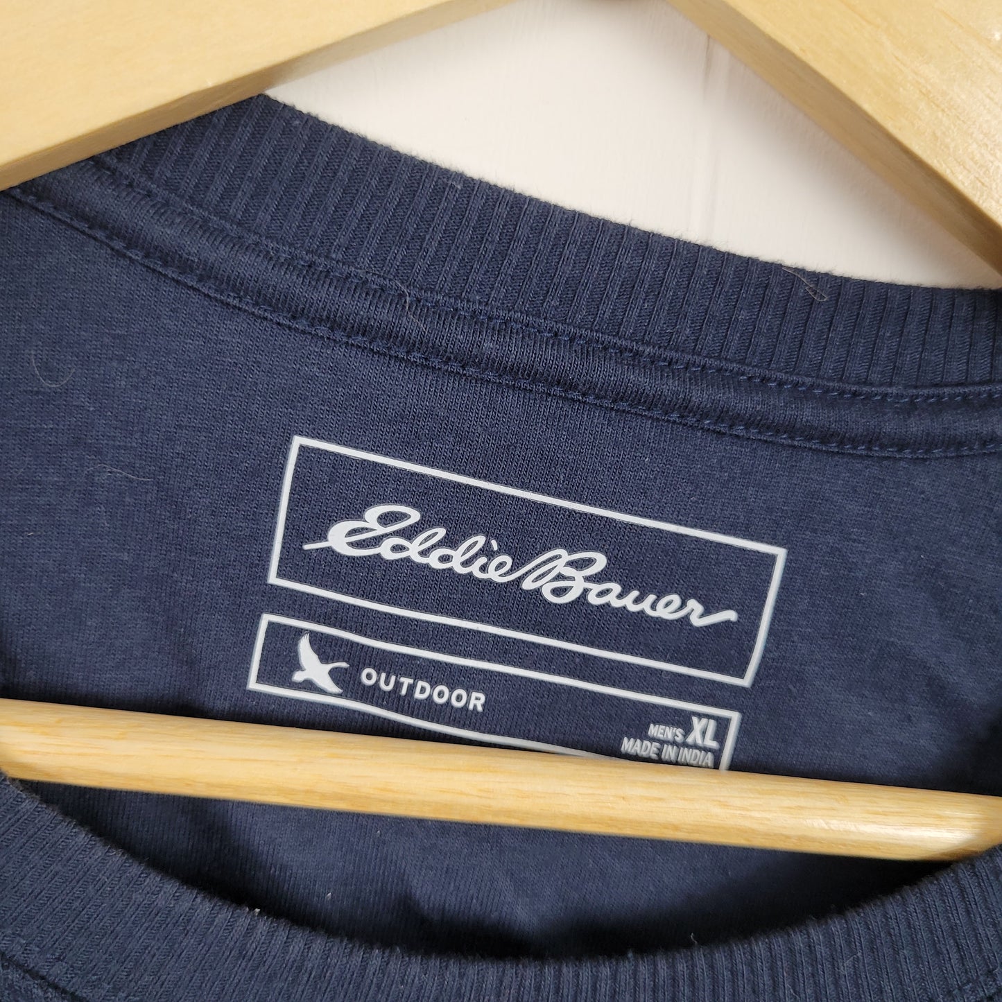 Navy Graphic Long Sleeve Thermal - Eddie Bauer (Mens XL)