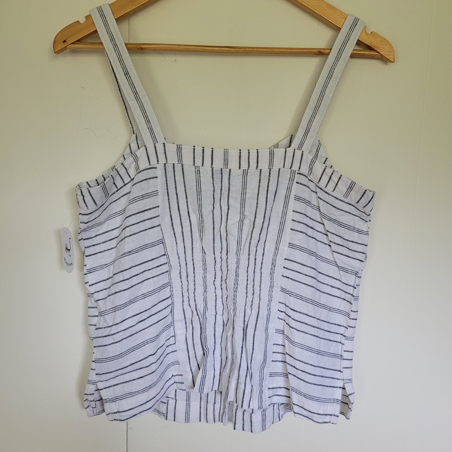 White Stripe Button Front Tank - Reitmans (M)