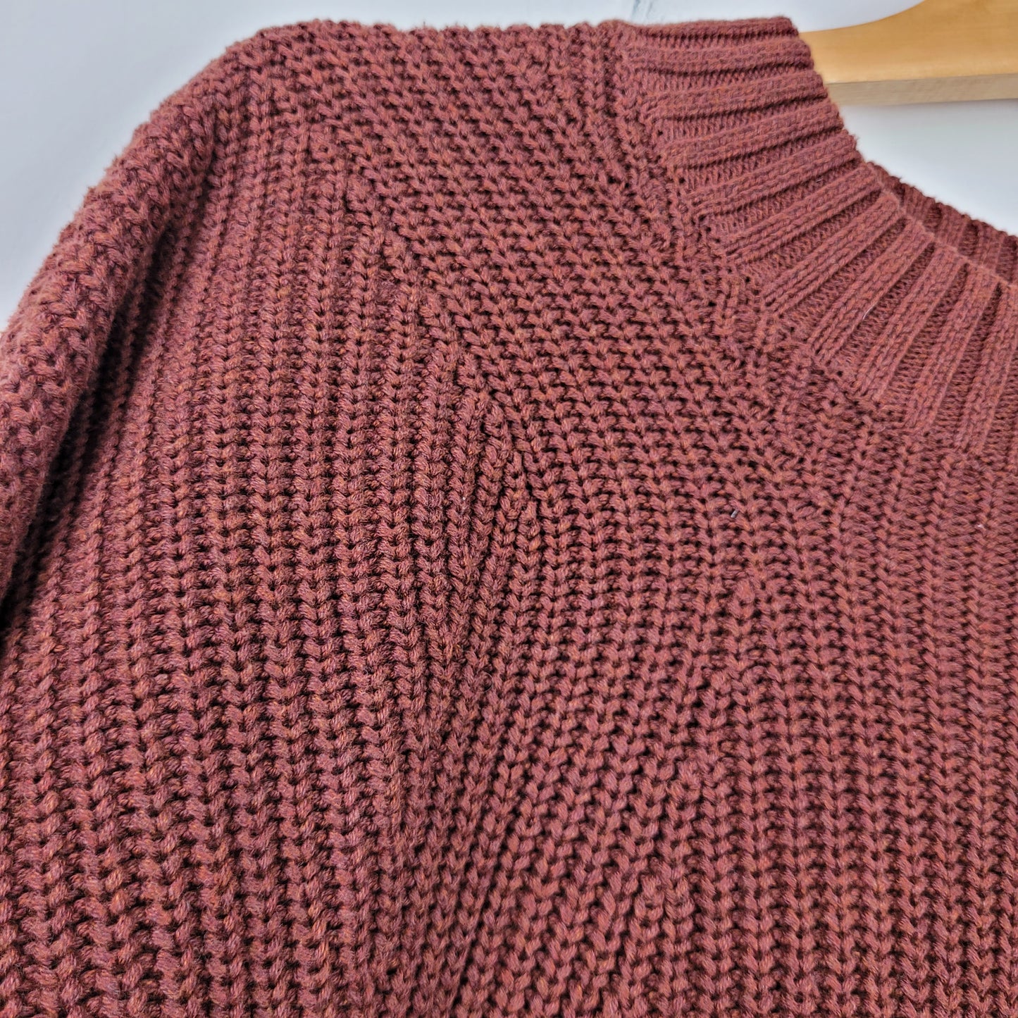Rust Brown Chunky Knit Sweater - 525 (Size M)