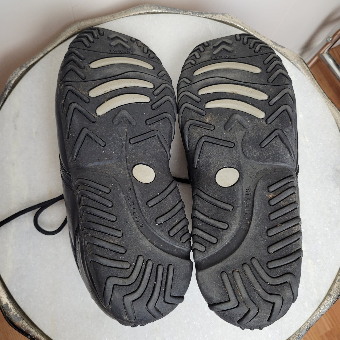 Black Slip-Resistant Work Shoes - Wolverine (Size 10.5)