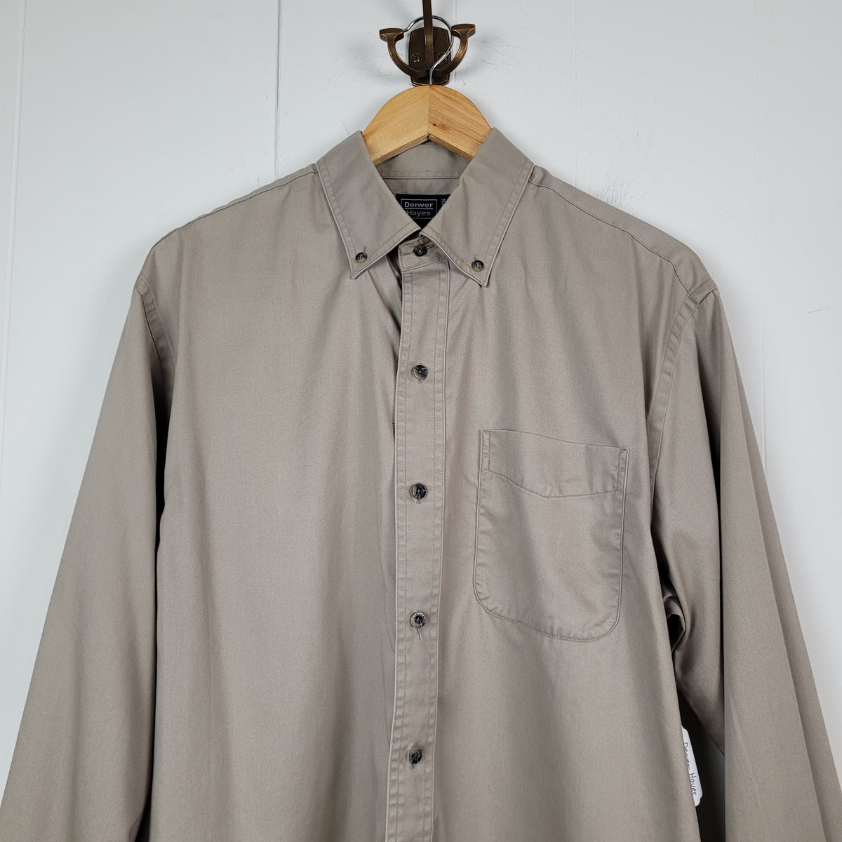 Brown Long Sleeve Button-Up Shirt - Denver Hayes (M-Mens)