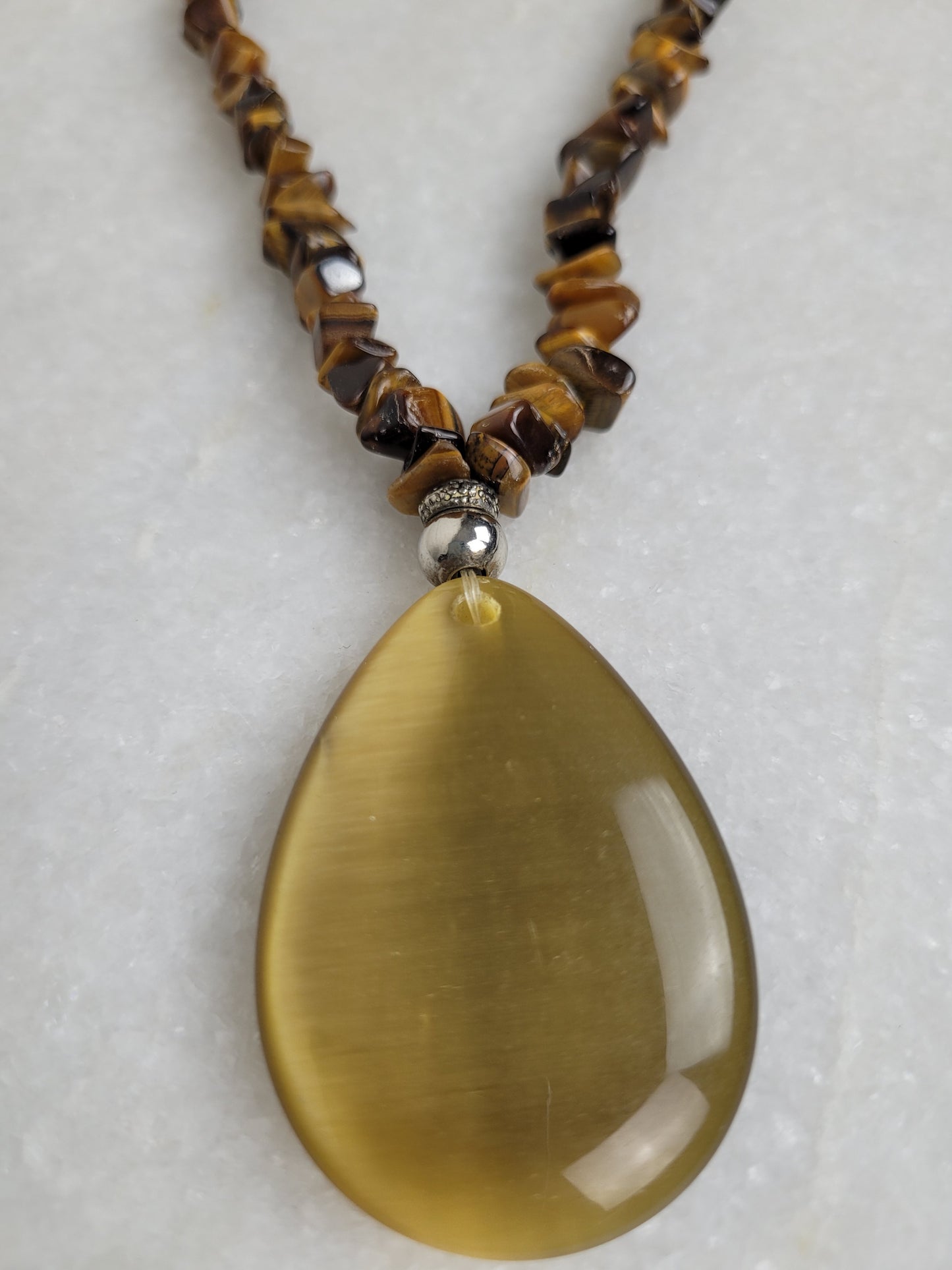 Tiger's Eye Chip Bead Necklace with Teardrop Pendant