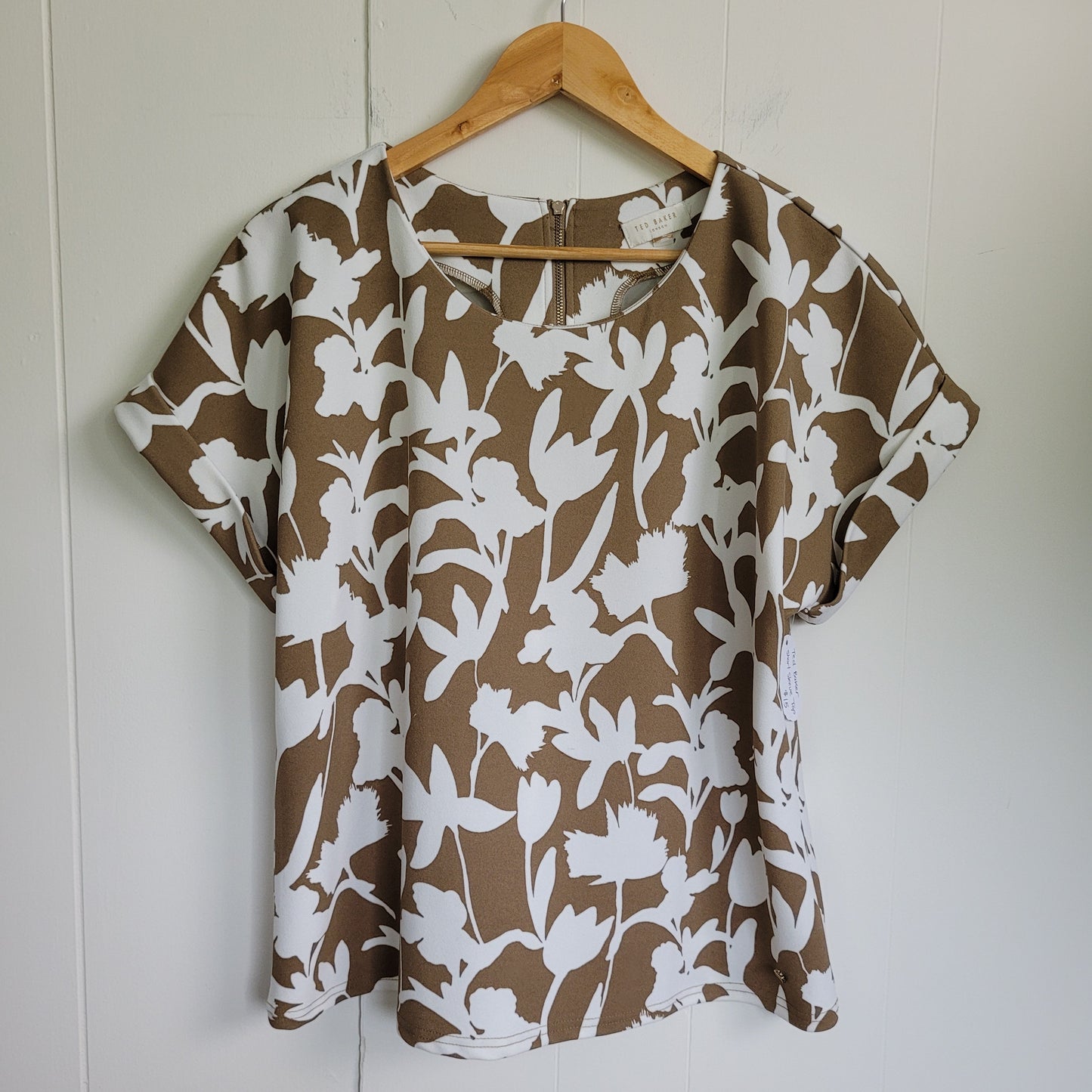 Camel & White Floral Print Short Sleeve Blouse - Ted Baker London (XL)