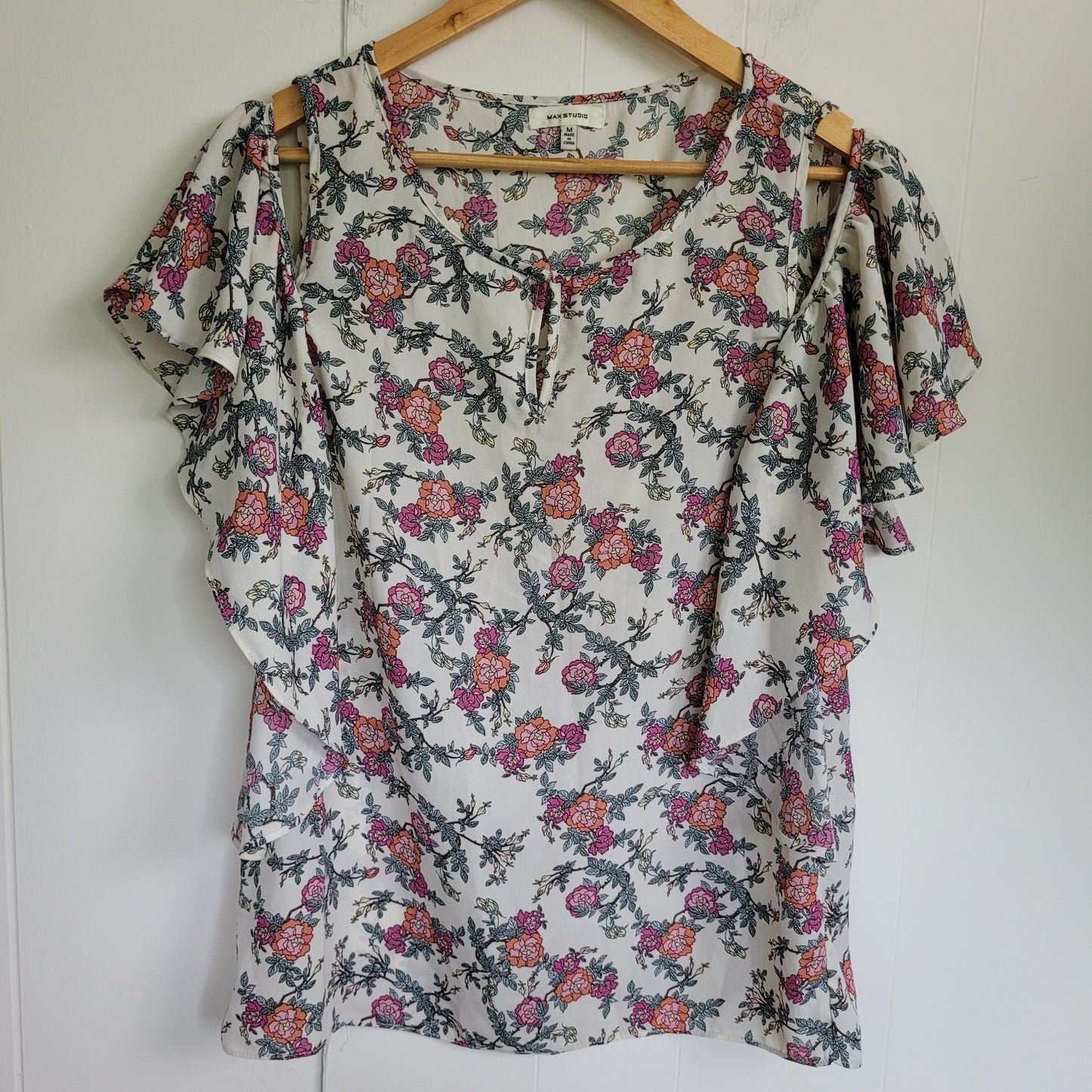 Floral Cold Shoulder Flutter Sleeve Blouse - Max Studio (Medium)