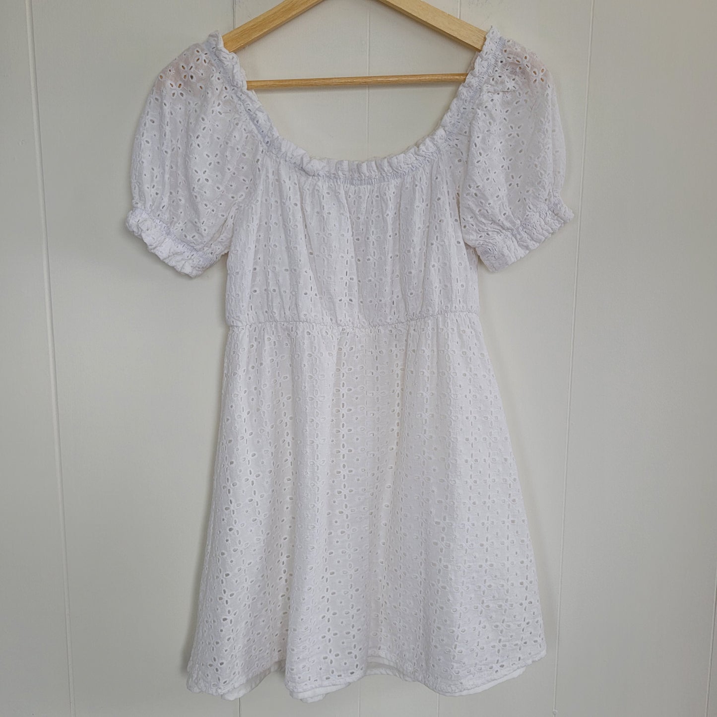 White Eyelet Puff Sleeve Mini Dress – Shein (Size Small)