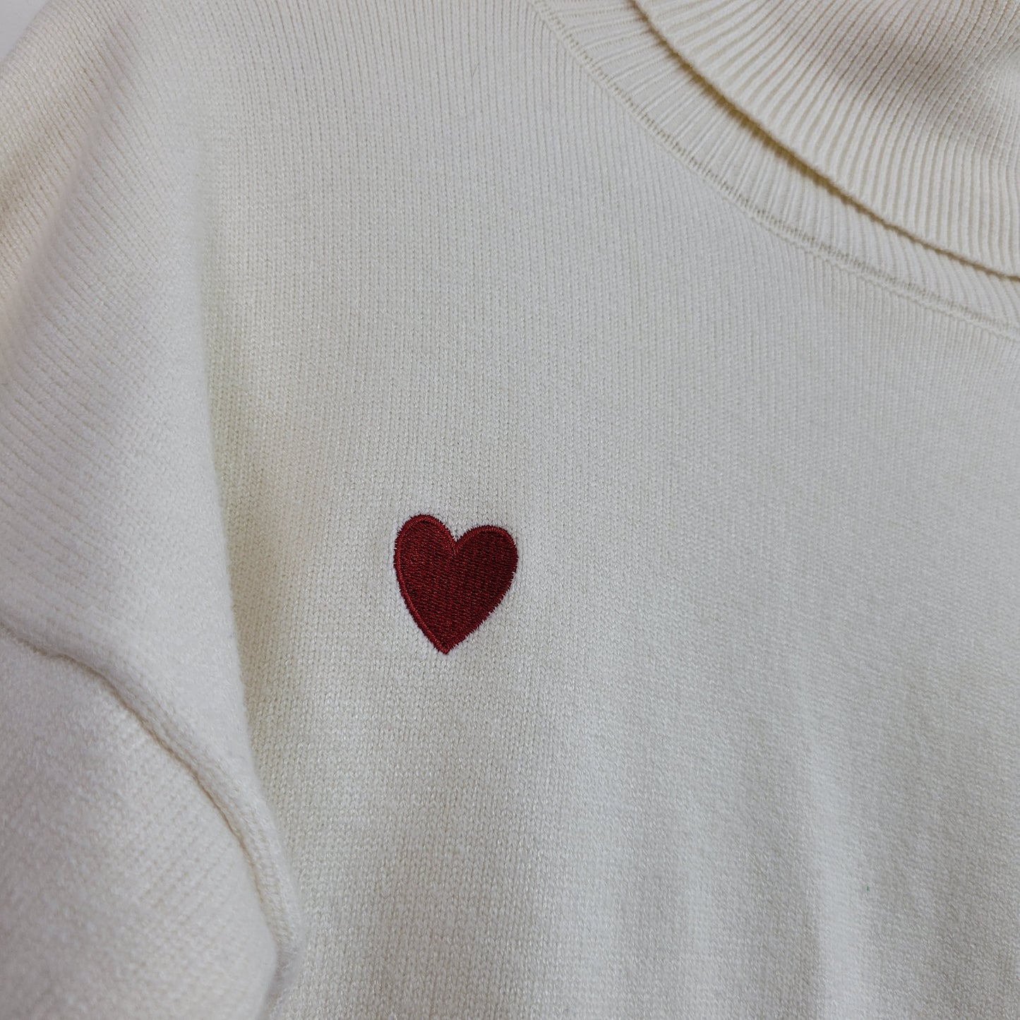 Cream Heart Embroidered Turtleneck Sweater - Estimated size: M/L
