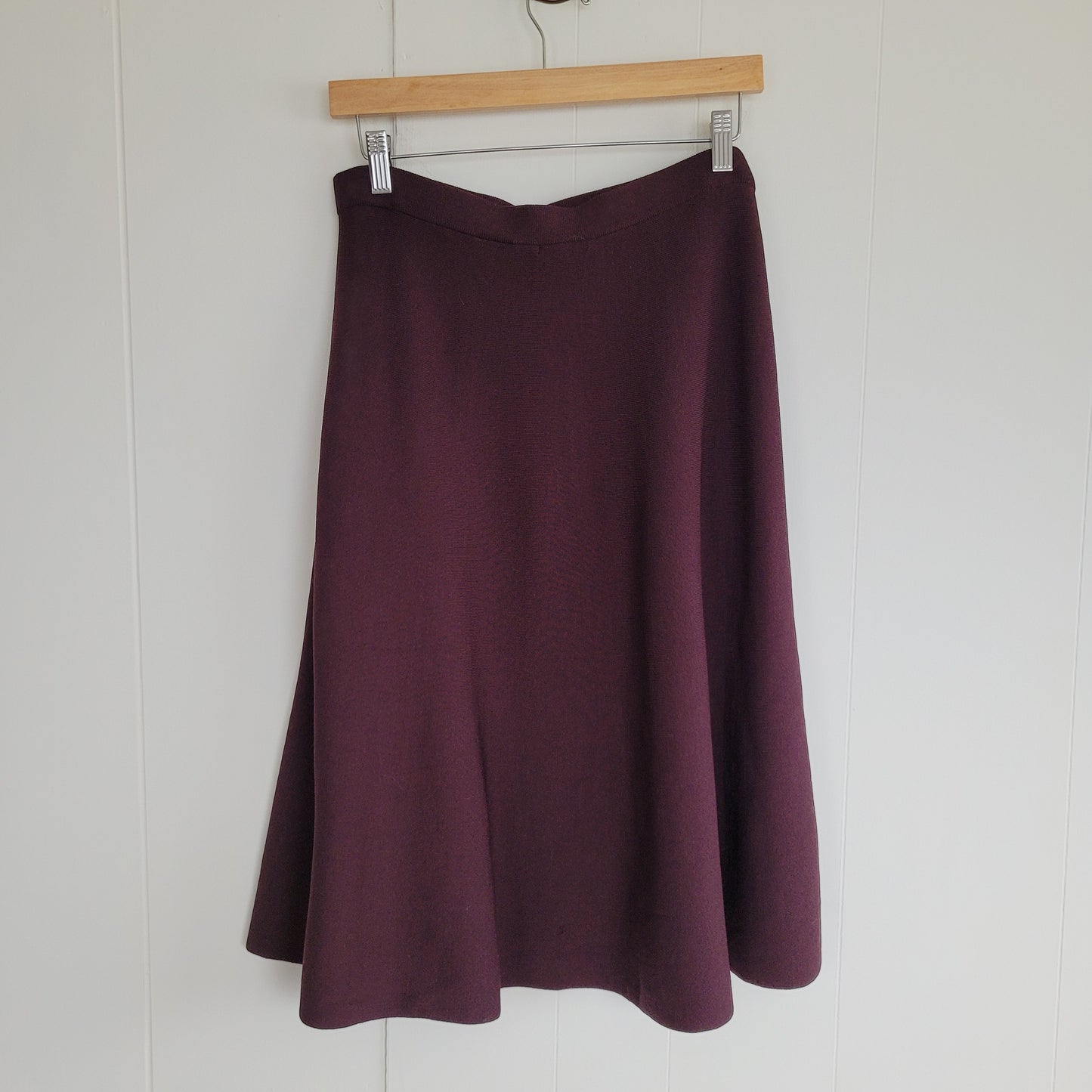 Burgundy A-Line Knit Midi Skirt - H&M (M)