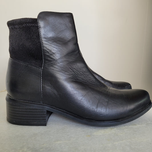 Black Leather Ankle Boots - Artica (Size 6B)