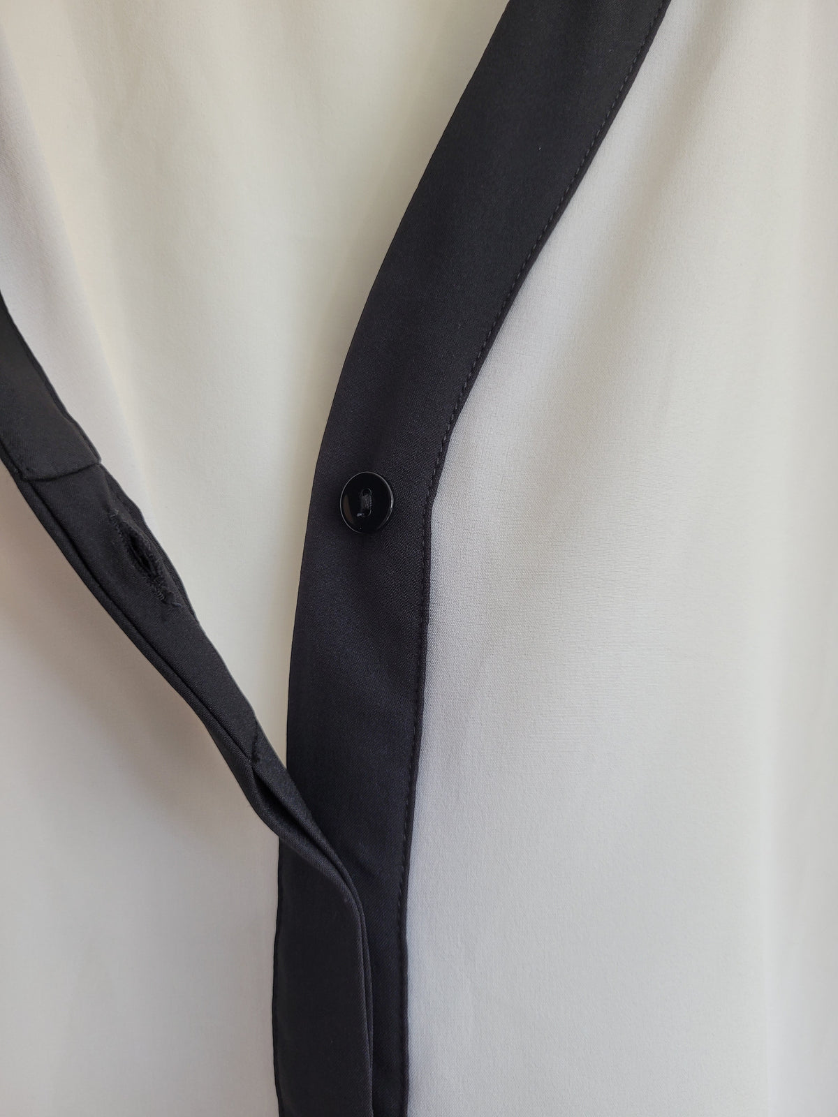 Proportion Petite Size 10 Black & Ivory Contrast Long Sleeve Blouse
