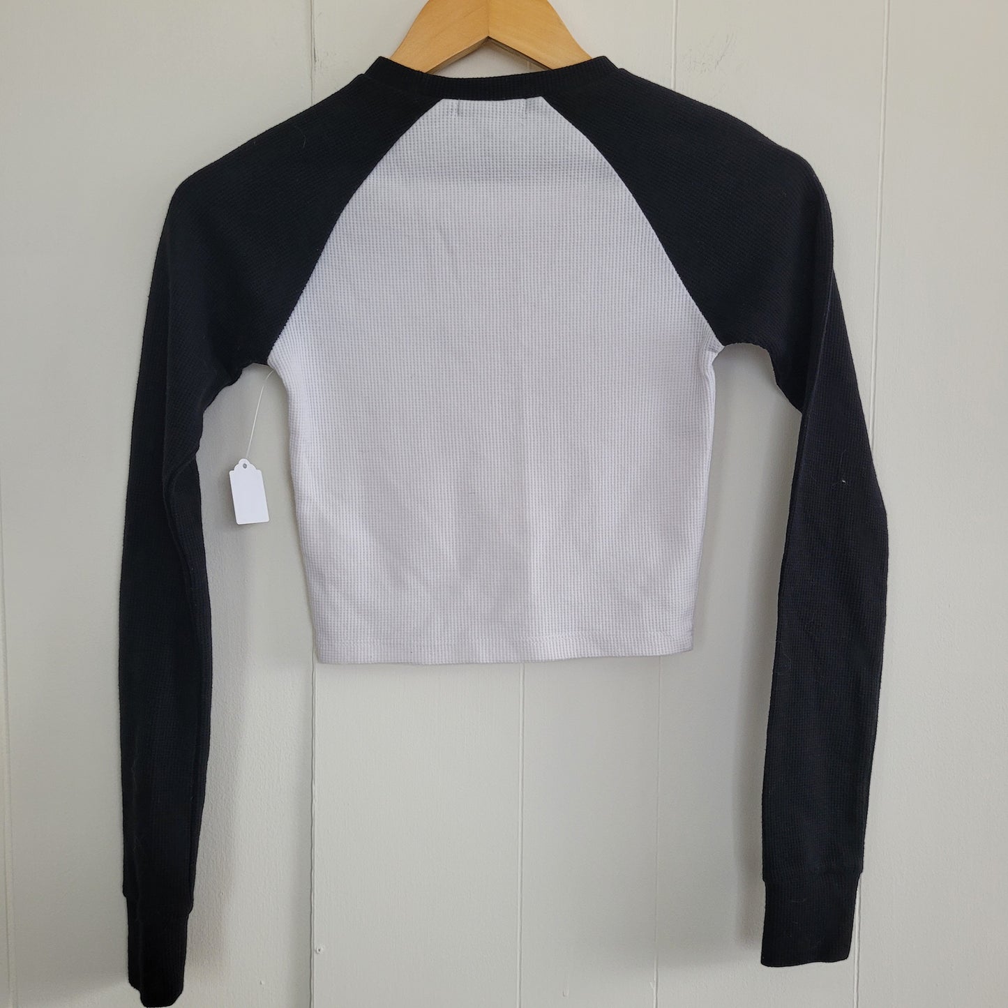 Black & White Waffle Knit Crop Top – Forever 21 (XS)