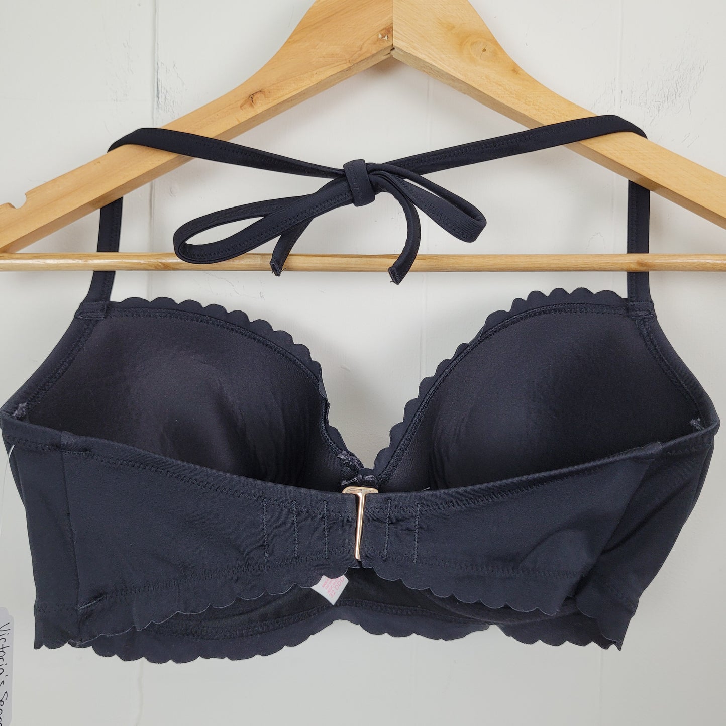 Black Scalloped Halter Bikini Top - Victoria's Secret (32DDD)