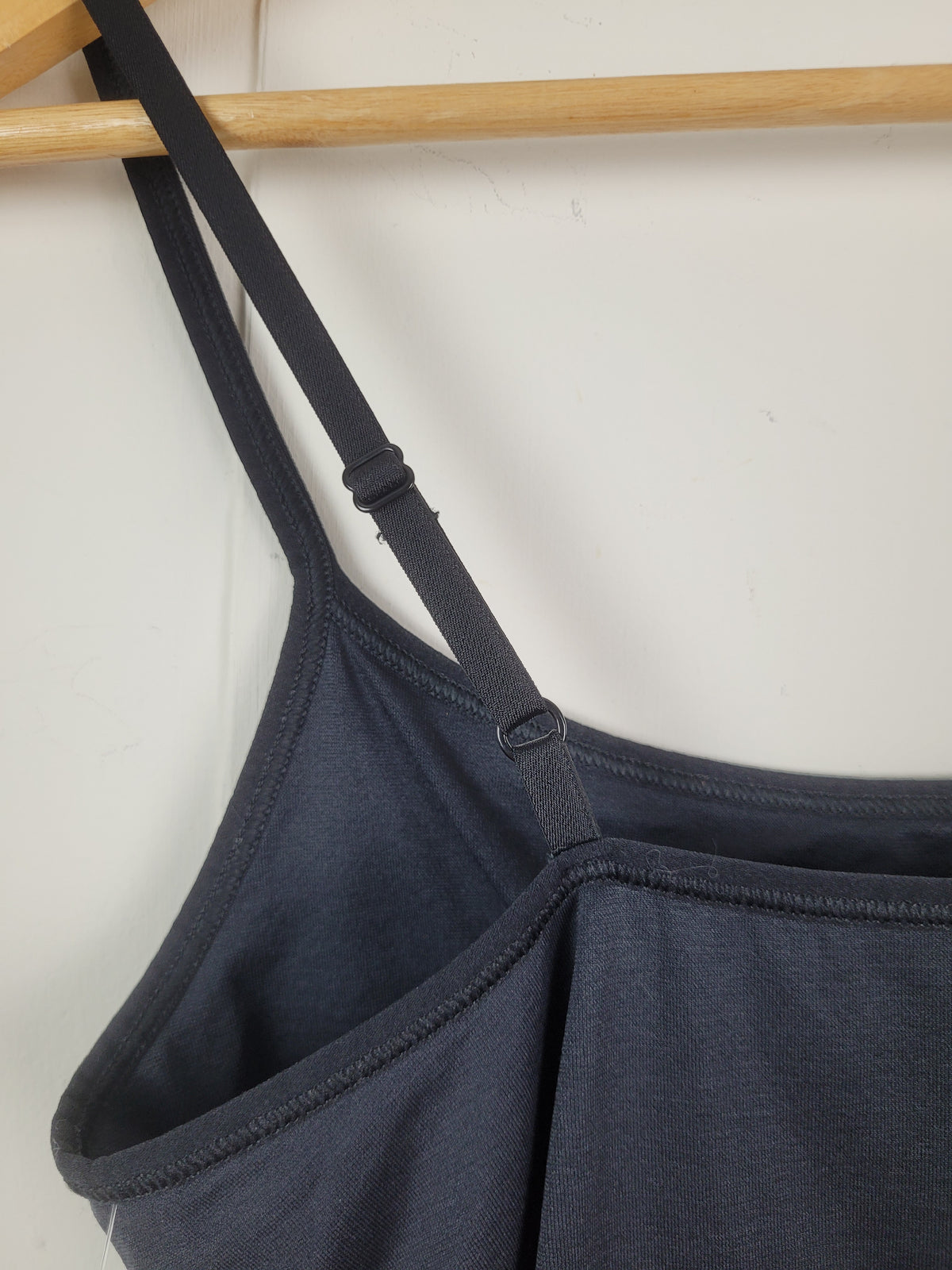 Gap Medium Love by Gap Black Shelf Bra Cami Tank Top