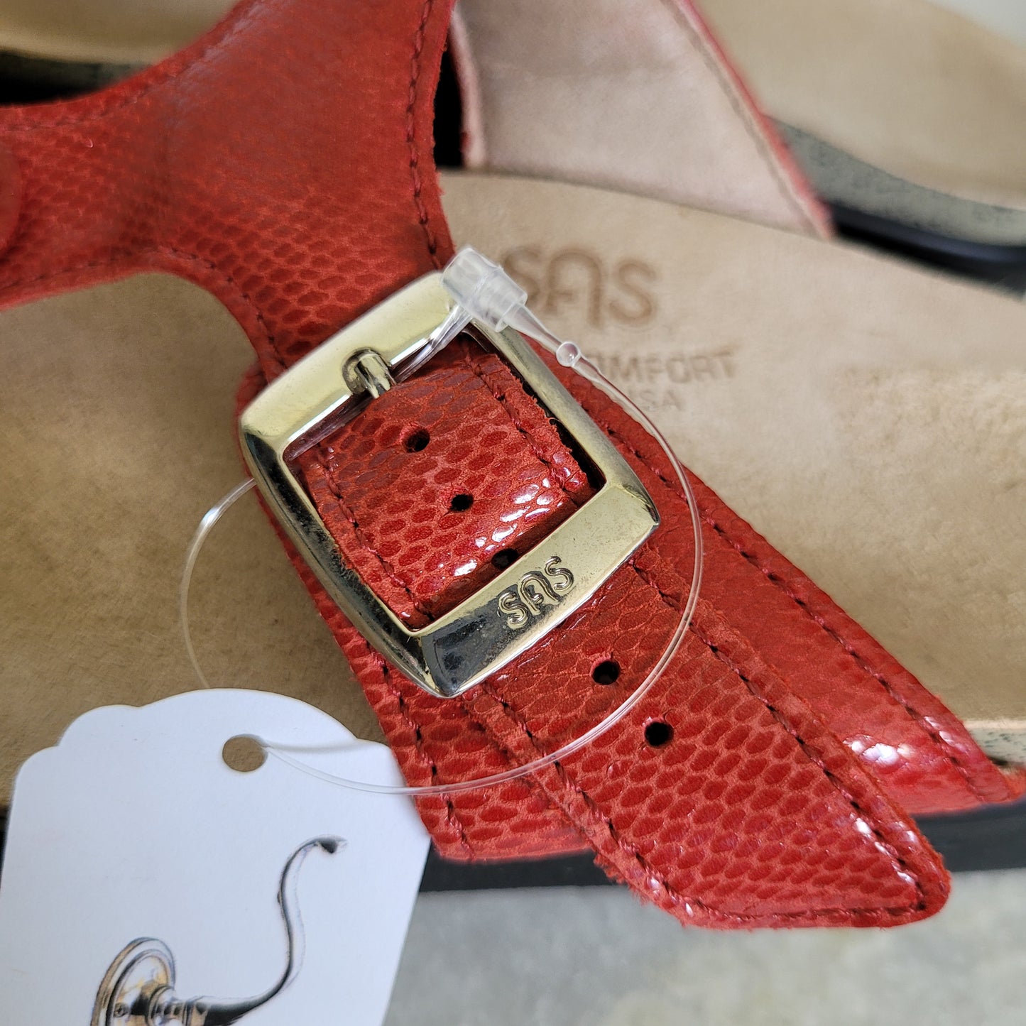 Red Comfort Thong Sandals - SAS (Size 7)