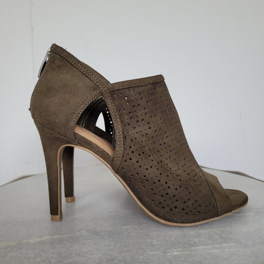 Olive Perforated Peep-Toe Heels - Christian Siriano for Payless(Size 9)