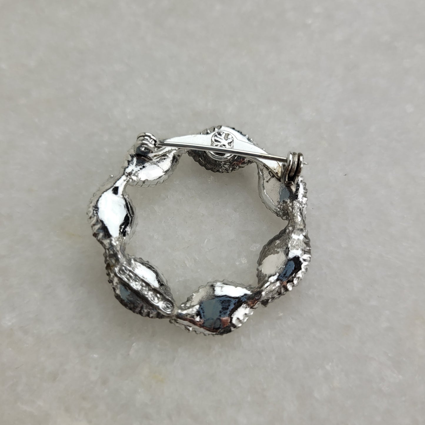 Vintage Gerry's Silver-Tone Leaf Wreath Brooch