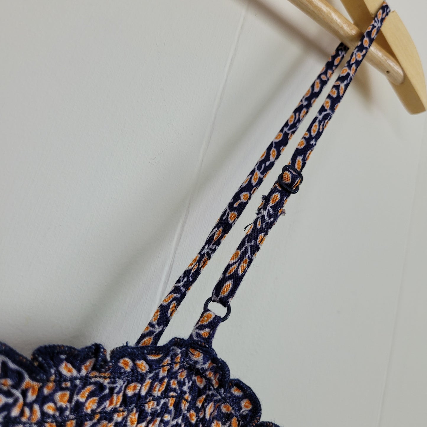 Navy Floral Smocked Cropped Tank Top - Aerie (XL)