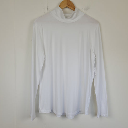 White Modern Mock Neck Long Sleeve - Northern Reflections (XL)