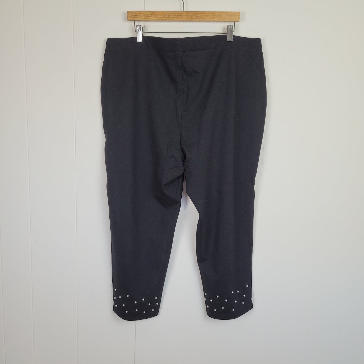 Black Pearl Embellished Capris - Michel Studio Collection (Size 20 XXL)