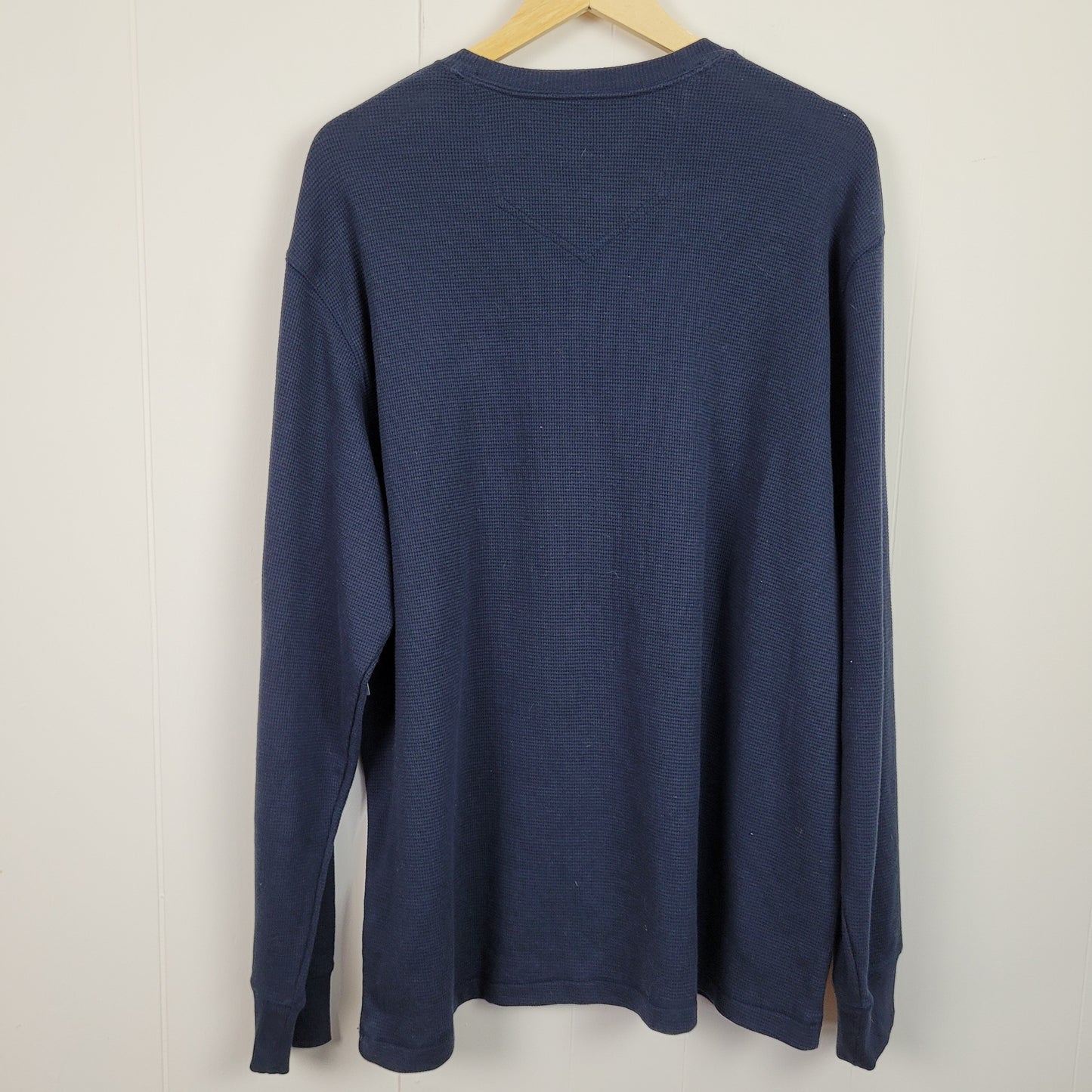 Navy Graphic Long Sleeve Thermal - Eddie Bauer (Mens XL)