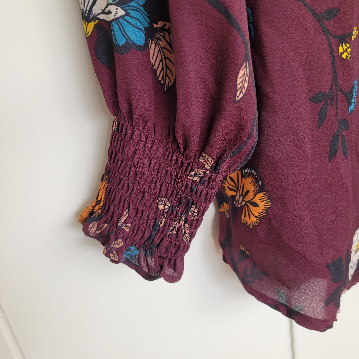 Floral Smocked Cuff Blouse - Maurice’s (Small)