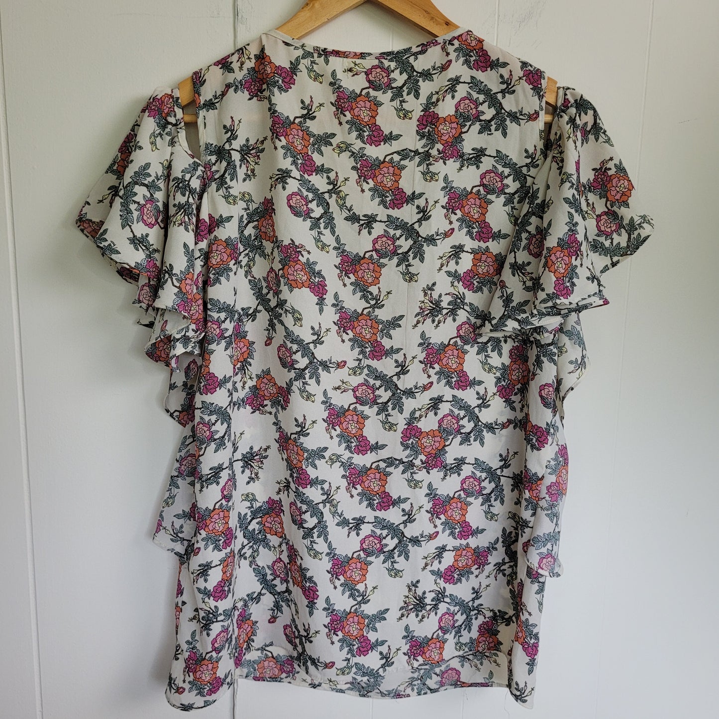 Floral Cold Shoulder Flutter Sleeve Blouse - Max Studio (Medium)