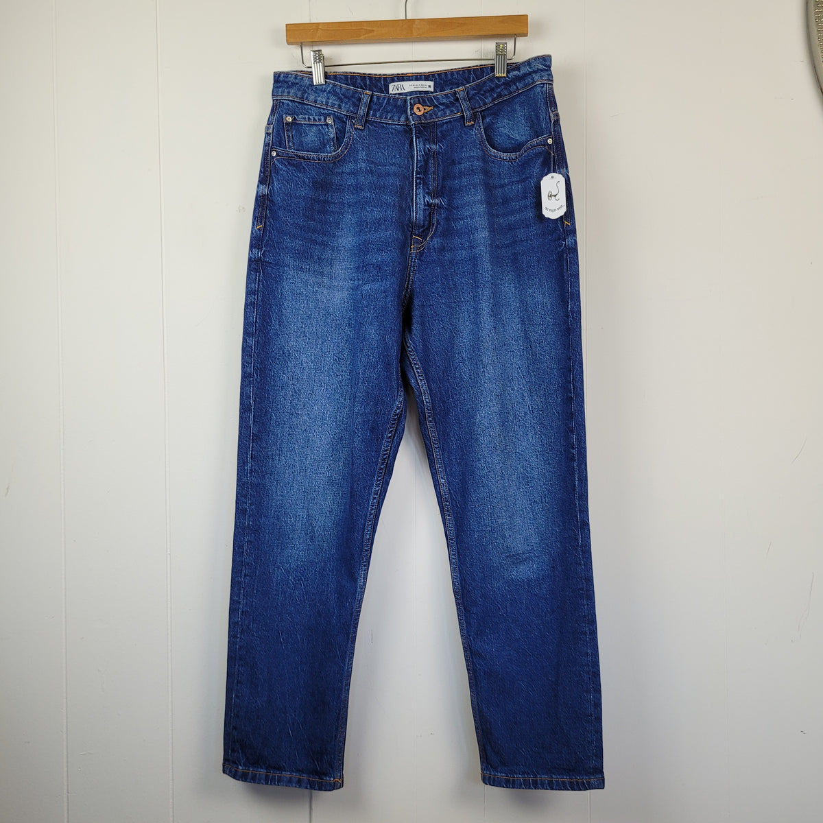 Medium Wash Straight Leg Jeans - Zara (Size 12)